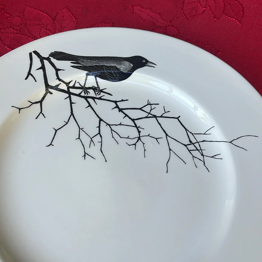 Rare Crow platter , the Victorian English pottery by Edward Challinor, England